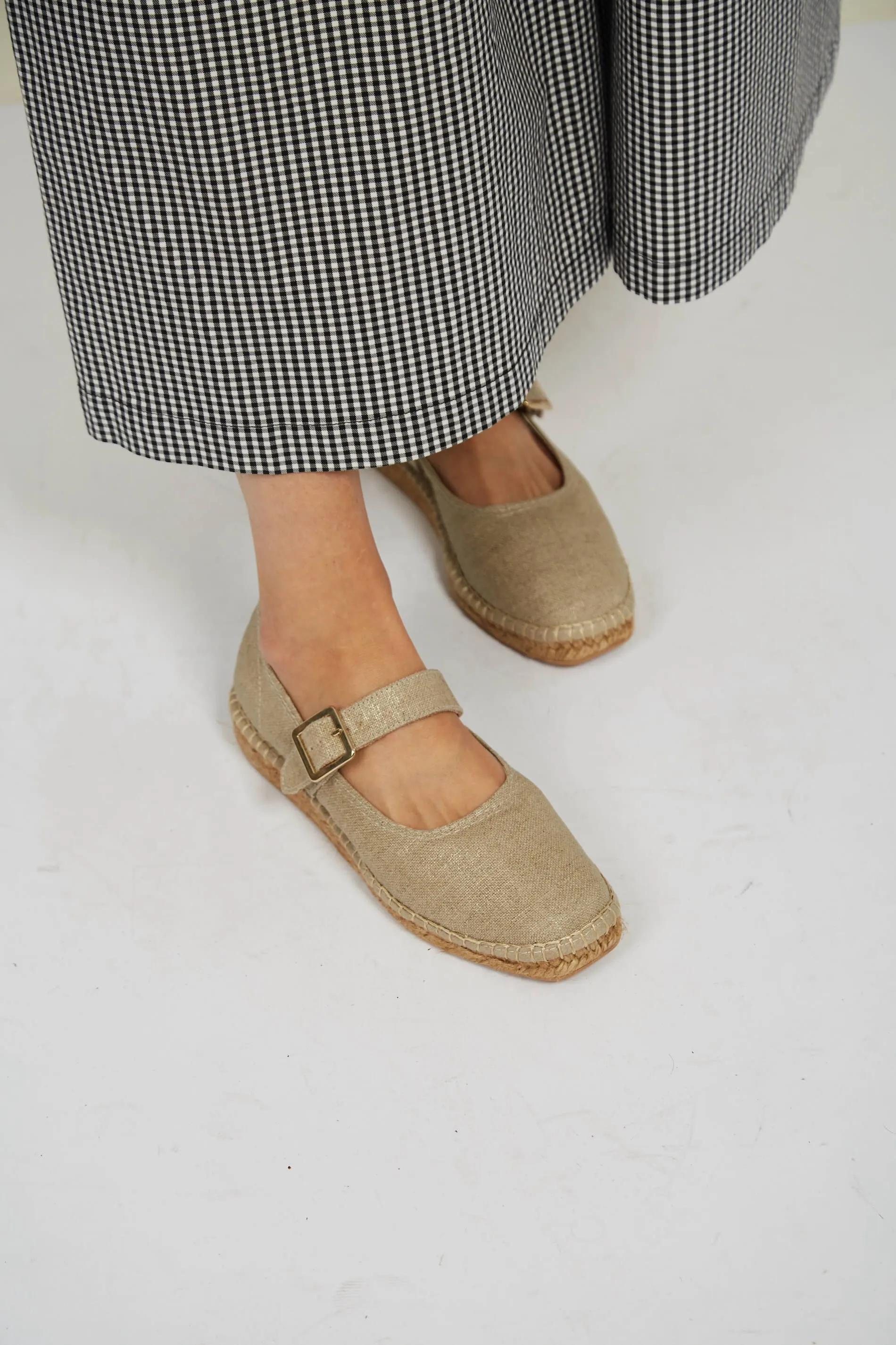 Chinchon Vegan Eco Suede & Jute Flats | Natural Linen