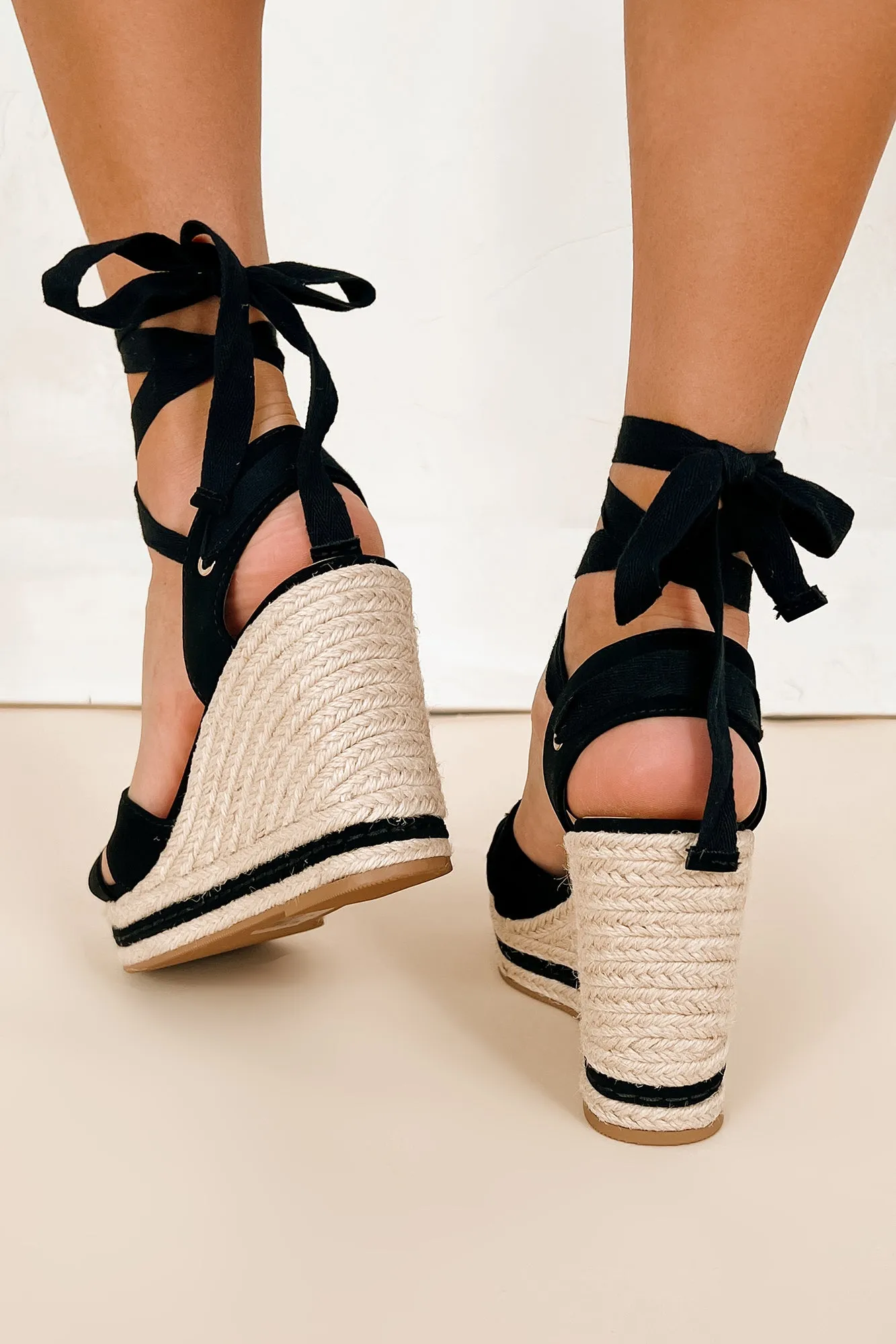 Confidence Factor Ankle Wrap Platform Wedge Sandals (Black)