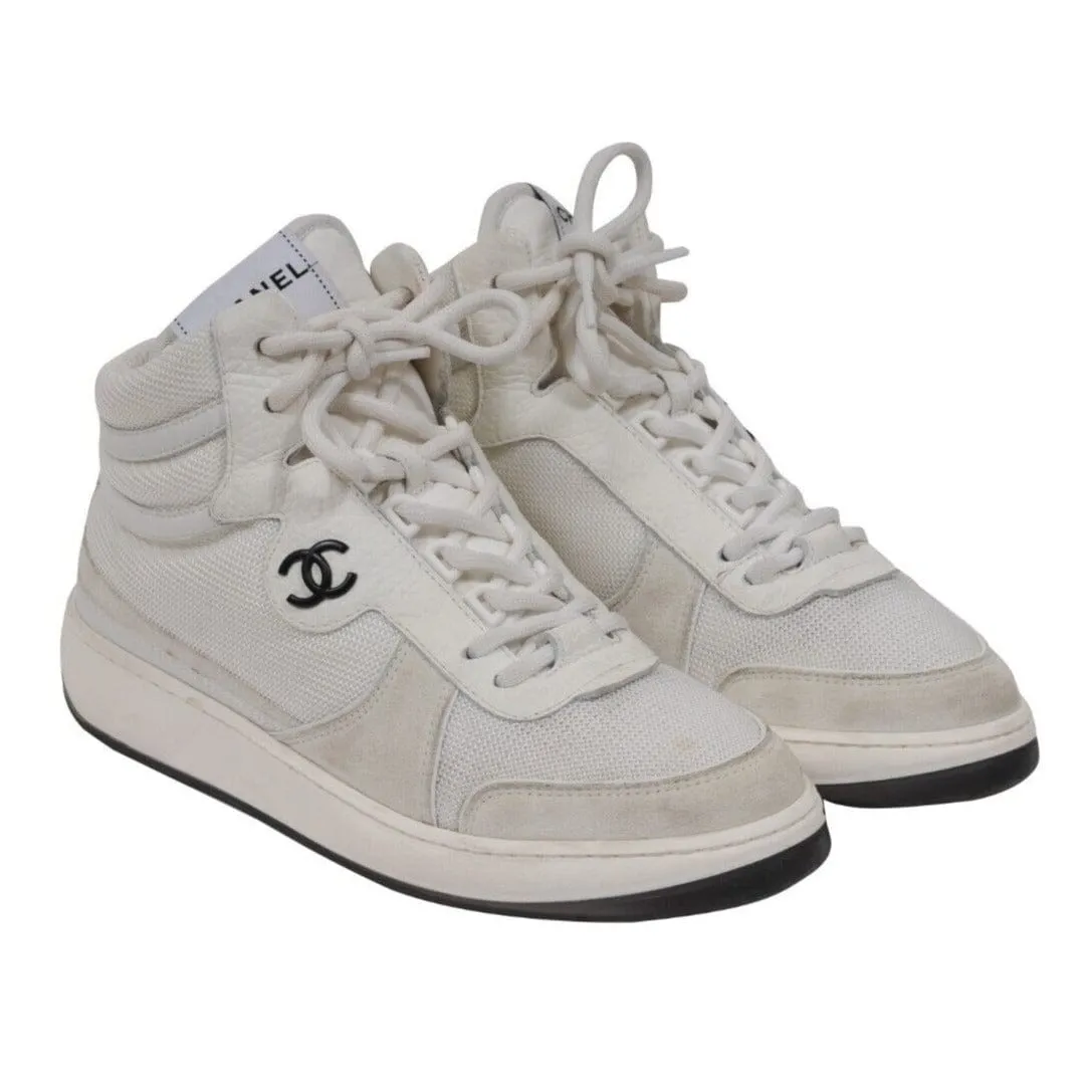 High Top Sneaker US 7.5 EU 37.5 White Leather Interlocking CC Logo