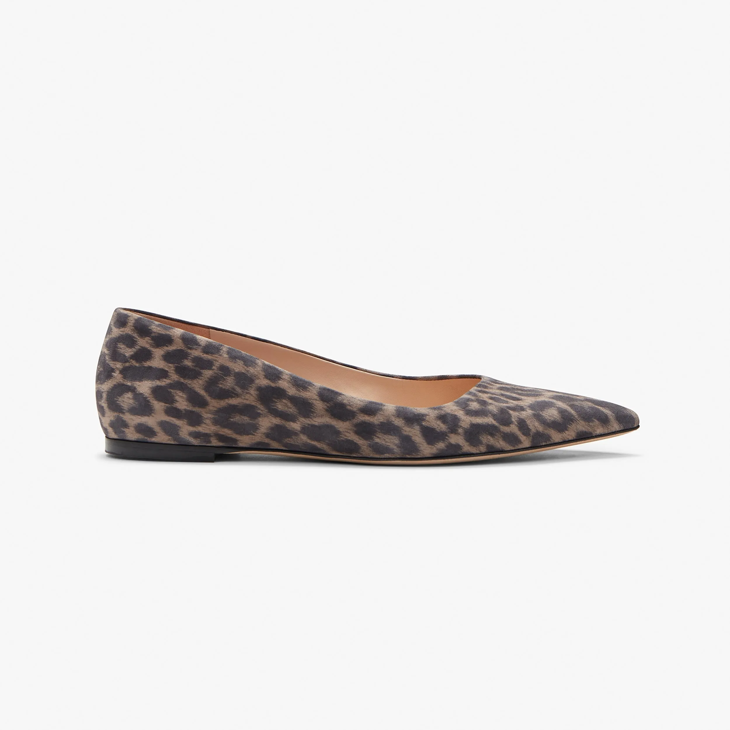 Rowan Flat - Leopard Suede :: Taupe / Black